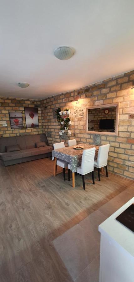 Bakina Kuca Apartment Golubac Ngoại thất bức ảnh