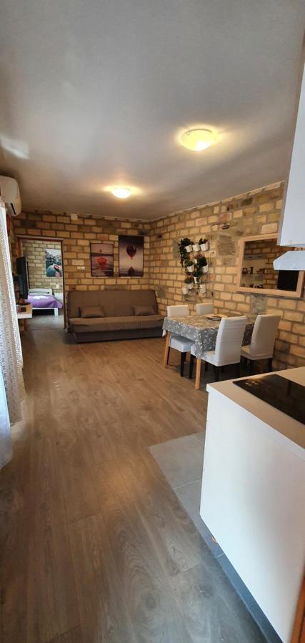 Bakina Kuca Apartment Golubac Ngoại thất bức ảnh