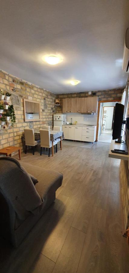 Bakina Kuca Apartment Golubac Ngoại thất bức ảnh