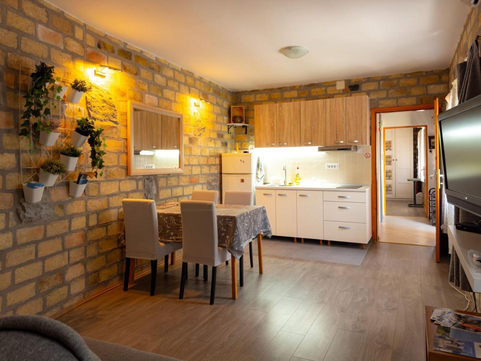 Bakina Kuca Apartment Golubac Ngoại thất bức ảnh